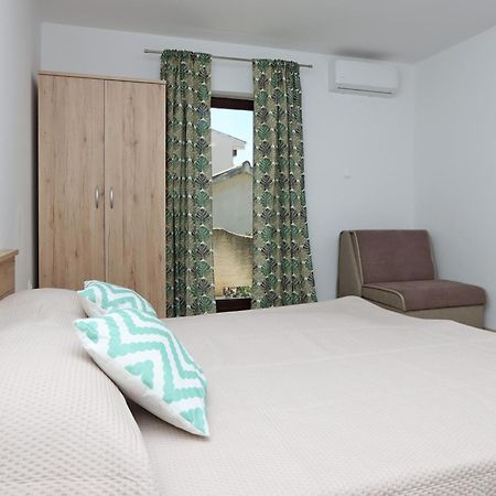 Studio Mandre 3084B Колан Екстериор снимка
